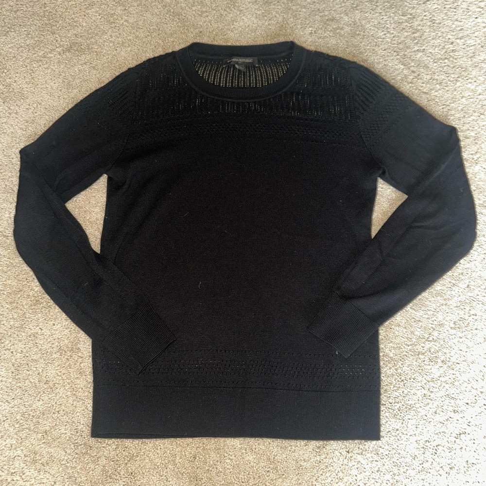 Banana Republic Women’s Black Crewneck Sweater